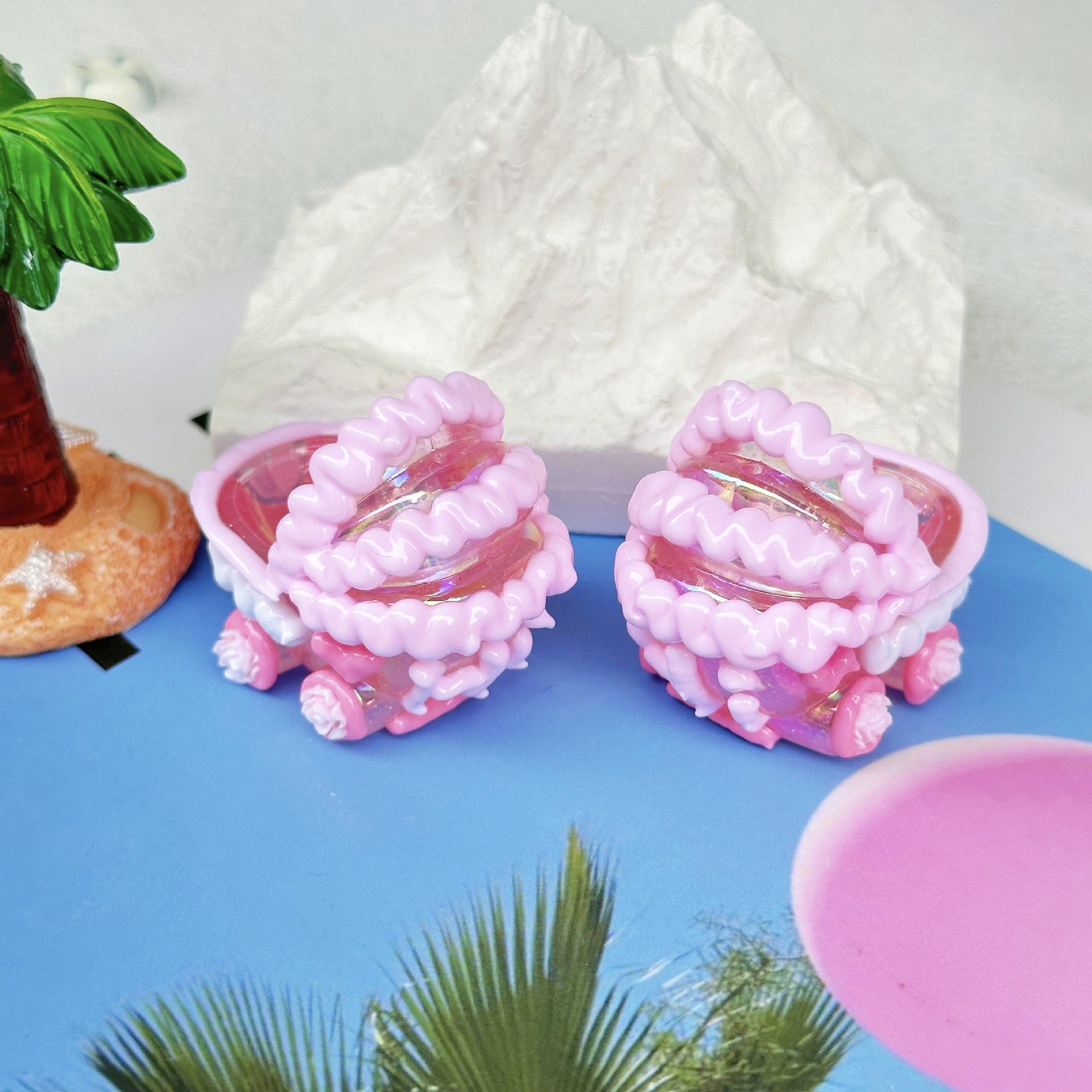 Wholesale 5pcs 3mm Cartoon Pinch Heavy Industry Baby Carriage Hand-painted Beads